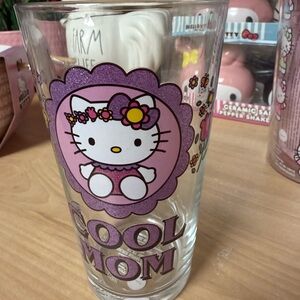 Hello Kitty Pink Cool Mom Glass